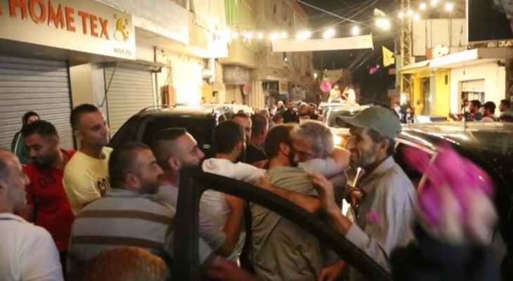 استقبال شعبي حاشد في جبشيت للمفرج عنهما من الإمارات