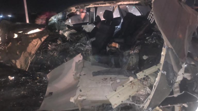 بالصور: قتيلان وجريح بحادث سير في تعنايل