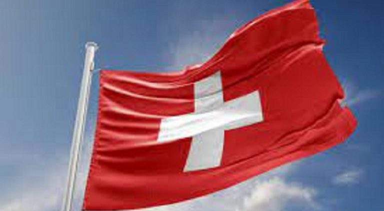 سويسرا ترفع سن التقاعد للنساء إلى الـ65