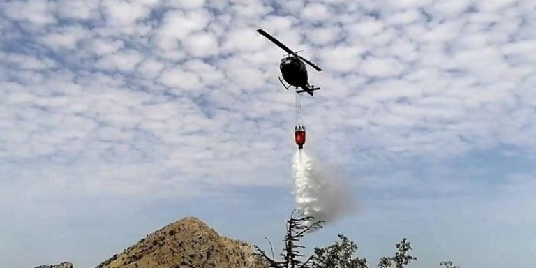 بالفيديو: طوافات الجيش تشارك في إخماد حريق تنورين