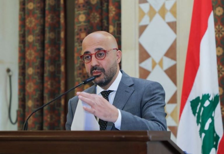 وزير البيئة عن عمليات تهريب البشر: السبب اغلاق أبواب الهجرة الرسمية