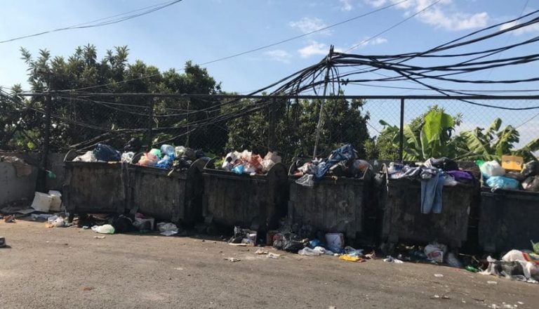 آلية لحل أزمة تراكم النفايات في صيدا