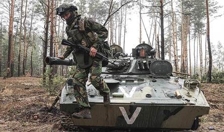 فرنسا.. هل تقوم بتدريب جنود أوكرانيين؟