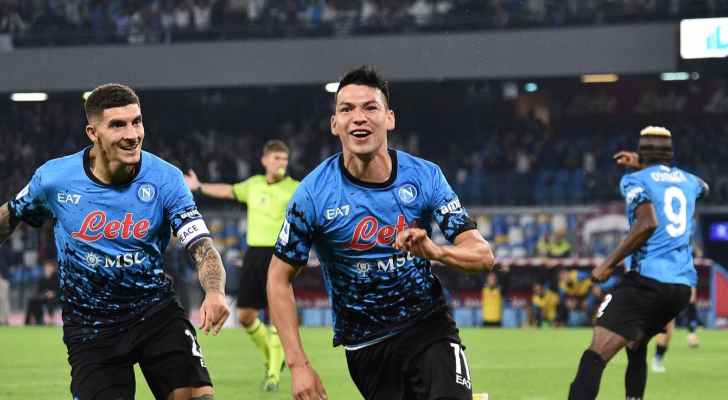 نابولي يواصل انتصاراته في الكالتشيو