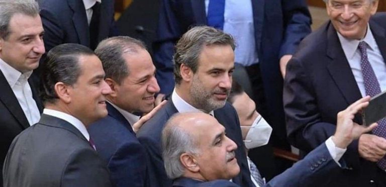 صعوبات تعترض توحيد المعارضة.. ومنيمنة: رؤيتنا الاقتصادية تختلف عن معوض