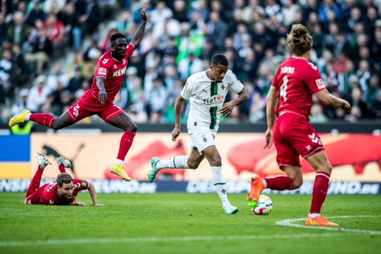 البوندسليغا: بوروسيا مونشنغلادباخ يعود الى سكة الانتصارات بفوزه الكبير على كولن