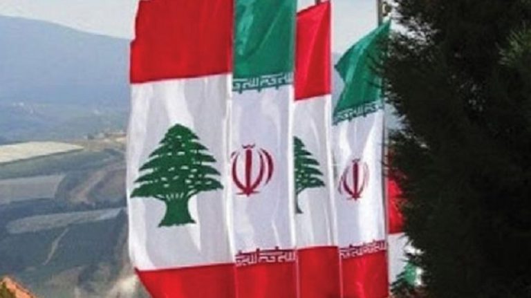 إيران تنفي منح لبنان نفط بالمجان