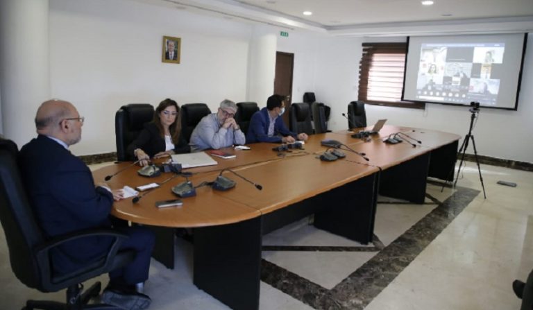 الأبيض يحث الدول على دعم لبنان