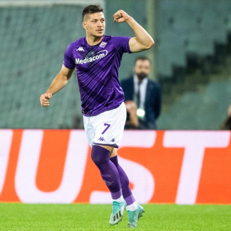 دوري المؤتمرات الاوروبي​ لكرة القدم .. فيورنتينا وفياريال ينتصران