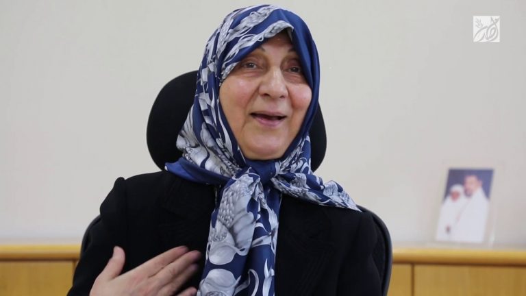 الجامعة اللبنانية الثقافية في العالم تمنح أرفع رمز تكريمي لرباب الصدر