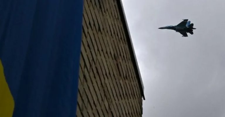 فرنسا وبريطانيا تتحديان روسيا.. بـ”درع” في سماء أوكرانيا