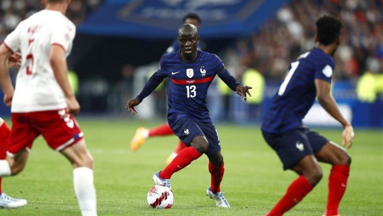 كانتي مهدد بالغياب عن مونديال قطر