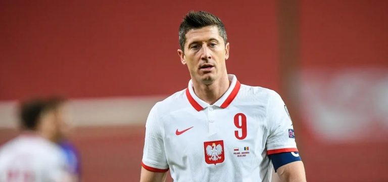 ليفاندوفسكي يتحدث عن مواجهات المجموعة الثالثة في كأس العالم 2022