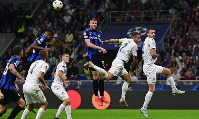 دوري ابطال اوروبا : خروج برشلونة وتأهل ليفربول والانتر