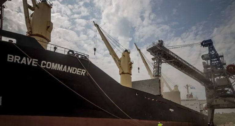 من دون روسيا.. الكرملين يحذر من عواقب “اتفاق الحبوب”