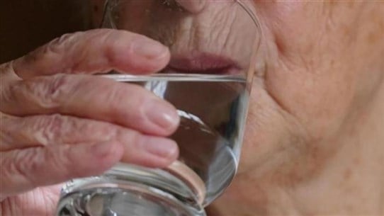 إلى كبار السن.. كيف تحافظون على صحة أسنانكم؟