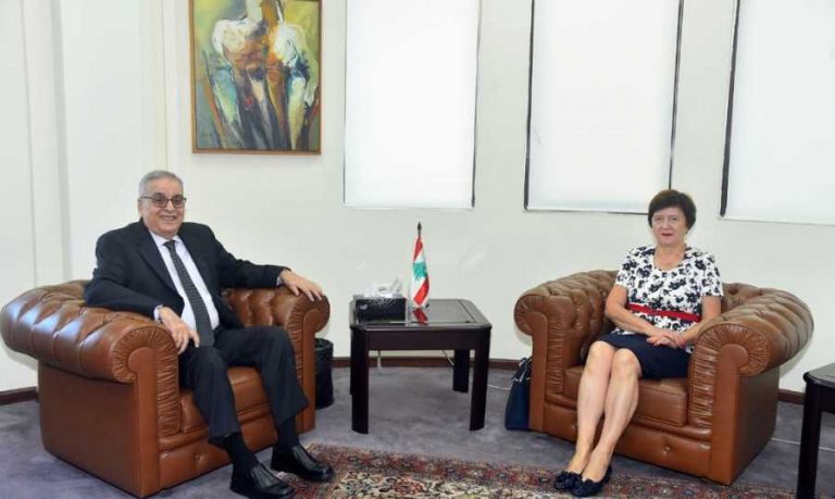 بو حبيب يلتقي شيا وفرونتسيكا