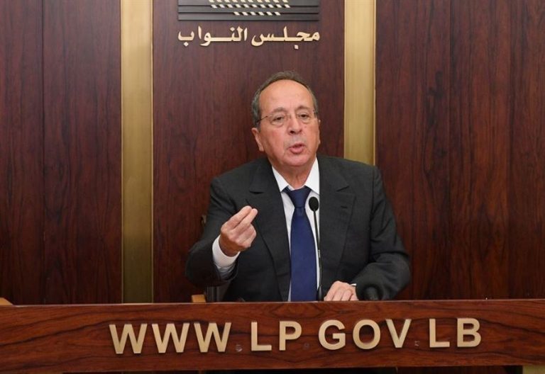 جميل السيد: الحوار بين من ومن؟