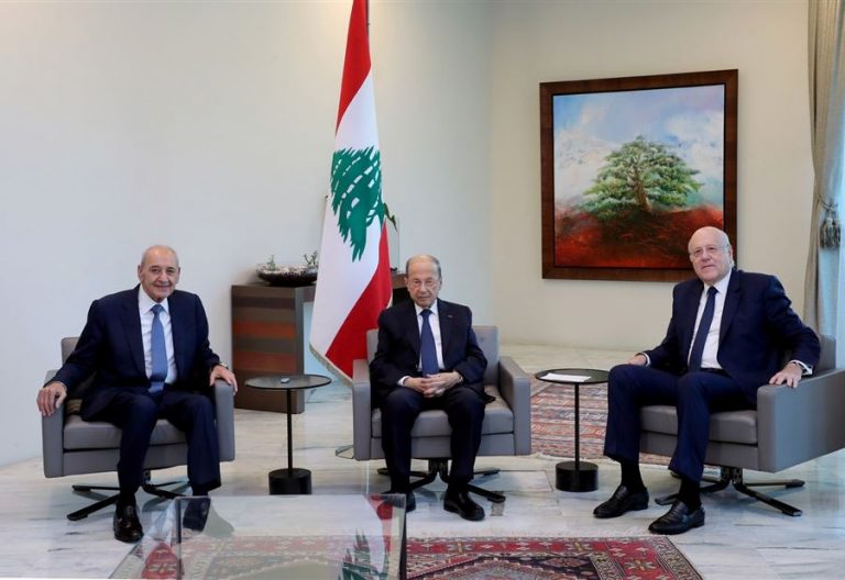 عون يتصل ببري وميقاتي ويلتقي سليم