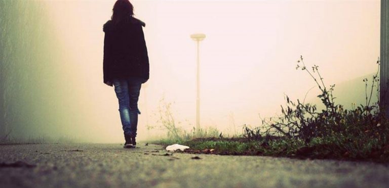 دينا مفقودة مع ولديها منذ 20 يوما.. من شاهدها؟