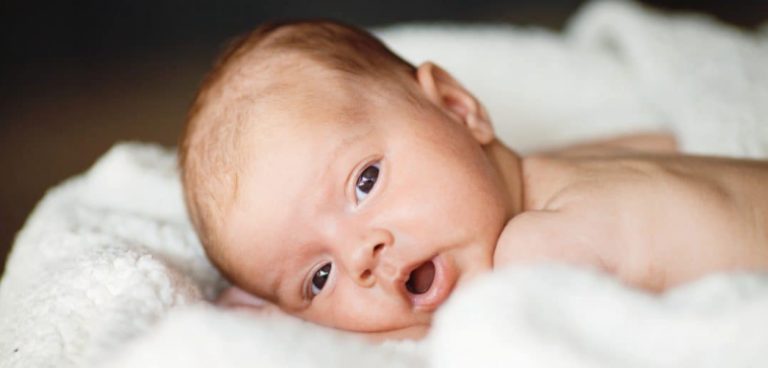 الأزمة الاقتصادية “تقطع النسل”.. زواج بلا إنجاب!