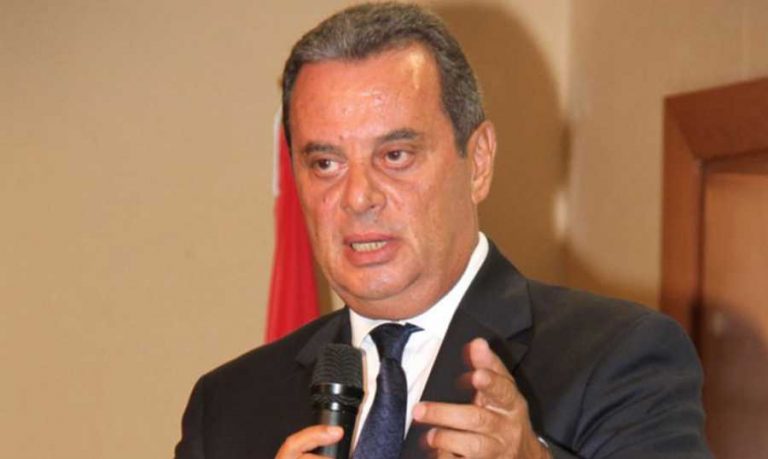 عماد واكيم: الرئيس التوافقي “مهزلة”.. انتهى النفاق