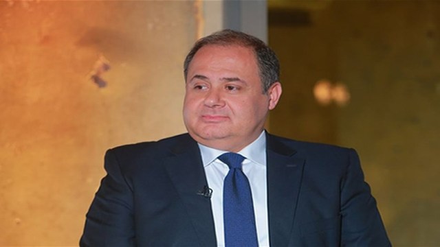 “عربيد: “صرلنا يومين منحكي بالعشا بالسفارة