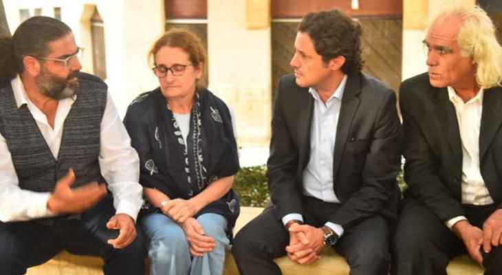 مكاري بوقفة تضامنية مع سمير كساب: مستمرون بالبحث عن الحقيقة