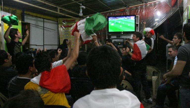 مشاهدة المونديال في لبنان.. لمن استطاع إليه سبيلاً