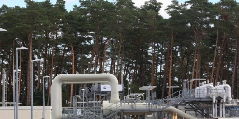 توقف إمدادات النفط إلى سلوفاكيا