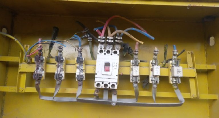 سرقة كابلات كهربائية في إقليم الخروب