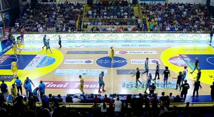 دينامو يسقط الرياضي على ملعبه