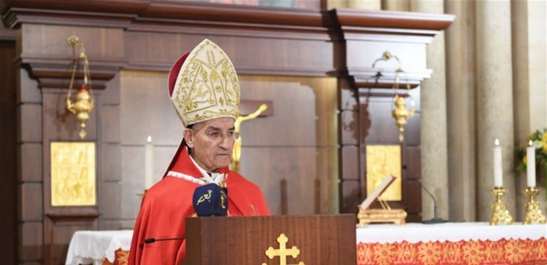 الراعي يفتح أبواب الحوار