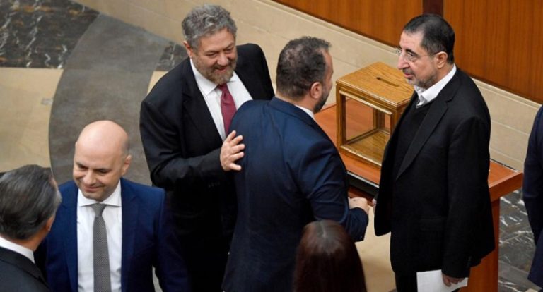 “الحزب” ينهك “المعارضة”