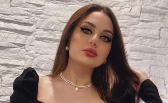 ابنة هيفاء وهبي تضجّ أنوثةً بإطلالة خلابة… شاهدوا كيف بدت!