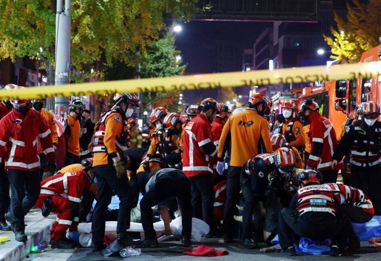 بلاغات قبل “كارثة التدافع” بساعات.. شرطة كوريا الجنوبية تقر بخطئها