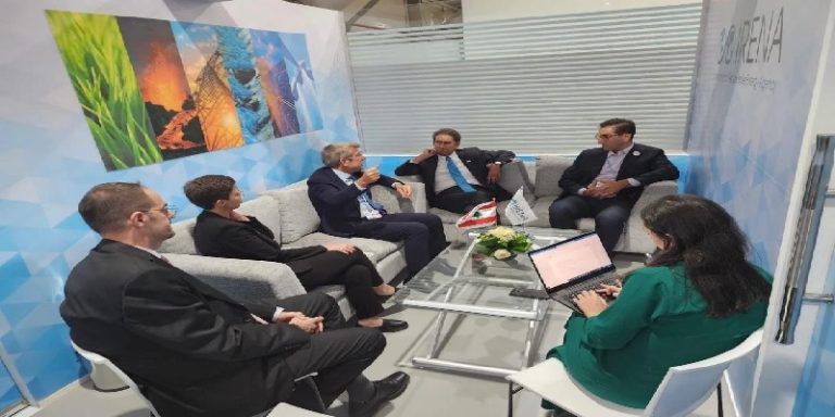 فياض اختتم زيارته الى مصر وشارك في ندوة لمبادرة MEFED