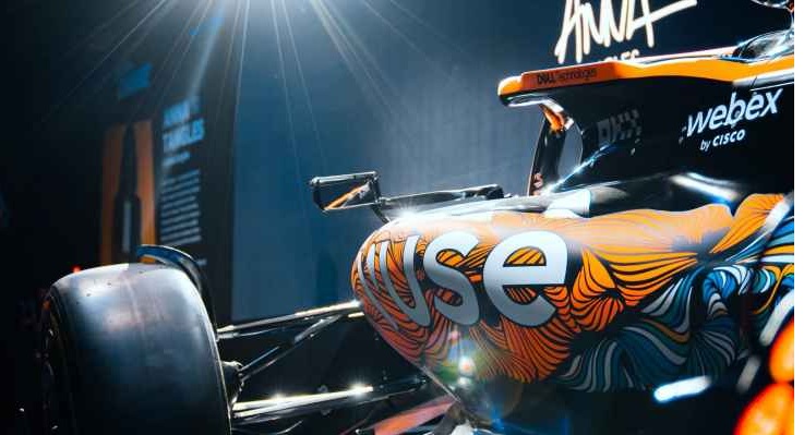 فريق مكلارين يعتمد على مصممة لبنانية لسباق ابو ظبي