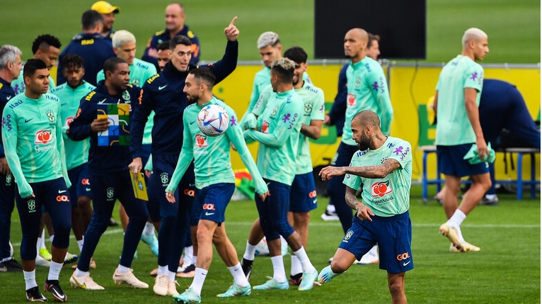 هل اقترب اعلان اسم مدرب البرازيل بعد المونديال.. اليكم التفاصيل