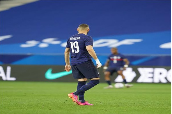 تزايد الشكوك حول مصير بنزيما في المونديال