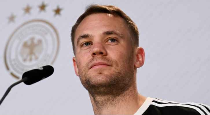 نوير يجدد تأكيده على حمل شارة “حب واحد” الداعمة للمثليين