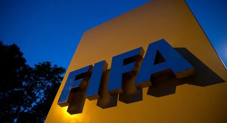 مونديال قطر.. الفيفا يعلن تحقيق “عائدات قياسية”