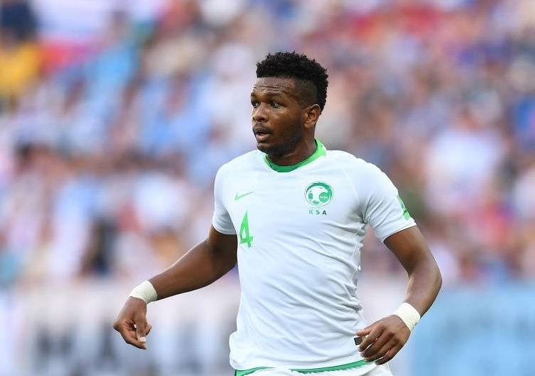 لاعب سعودي يتوعد ميسي