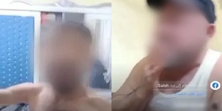 فيديو صادم.. اجبار شخص على خلع ملابسه على الهواء مباشرة!