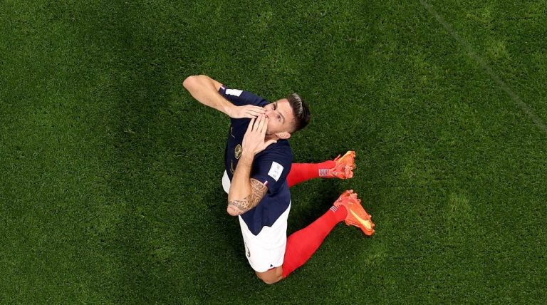 جيرو يدخل التاريخ