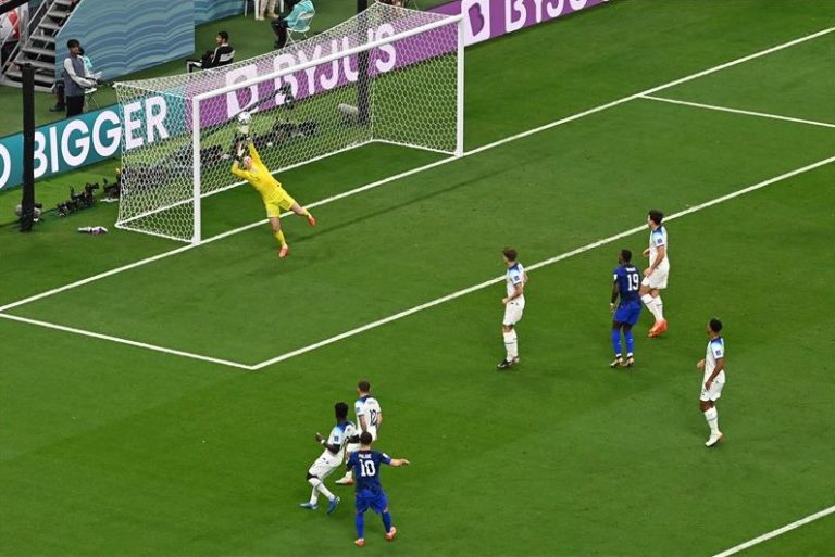 التعادل السلبي يحكم لقاء انكلترا والولايات المتحدة الاميركية