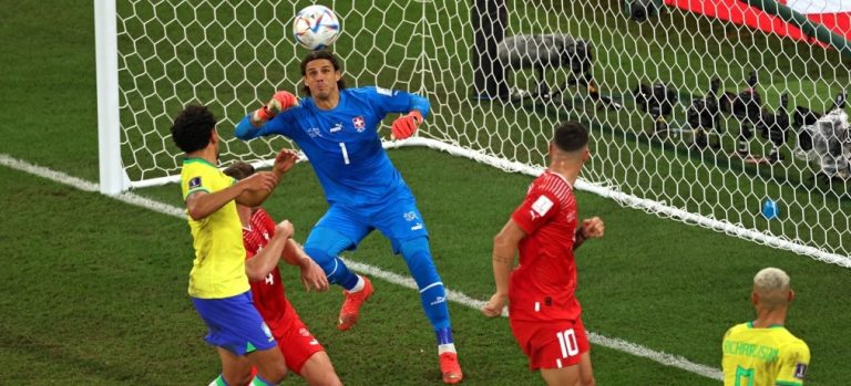 البرازيل تركب قطار المتأهلين إلى دور الـ16 لكأس العالم!