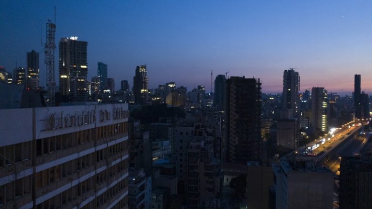 الكهرباء مشكلتنا الأولى