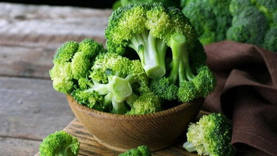 لتحفيز عمل الدماغ.. نصائح بتناول هذه الأغذية