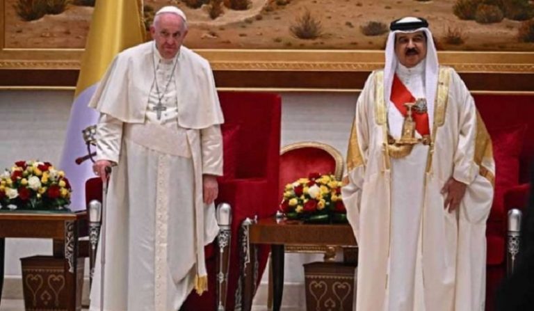 البابا: لوضع حد للتمييز وانتهاكات حقوق الإنسان